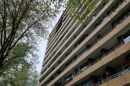 Gewonde bij uitslaande brand in flat Osdorp