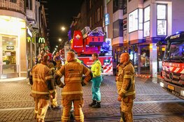 Woningbrand aan de Lange Leidsedwarsstraat