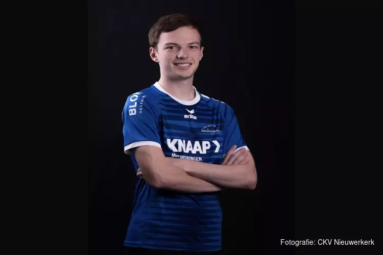 Niels Stuurstraat maakt de overstap naar AKC Blauw-Wit
