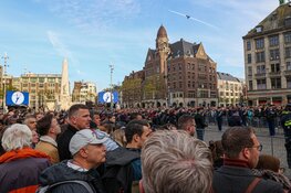 Dodenherdenking op de Dam weer massaal bezocht na twee coronajaren