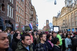Dodenherdenking op de Dam weer massaal bezocht na twee coronajaren