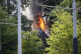 Grote brand aan de Molenweg in Sloterdijk