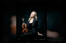 Dutch String Collective speelt Bach's Brandenburg Concerto in de 18e eeuwse Uilenburger Sjoel