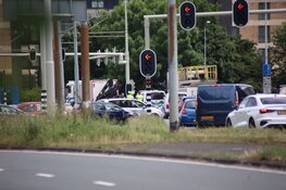 Tram in Amsterdam Nieuw-West ontspoord door ongeval