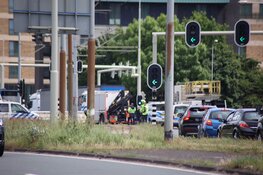 Tram in Amsterdam Nieuw-West ontspoord door ongeval
