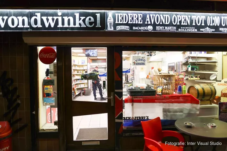 Overval op avondwinkel Jan van Galenstraat