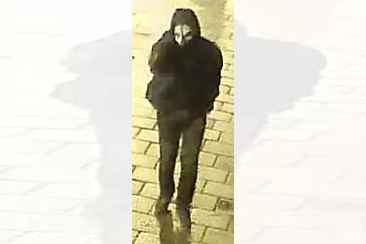 Gezocht: Overval avondwinkel Pieter Baststraat
