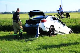 Inzittenden dure auto slaan na crash op de vlucht