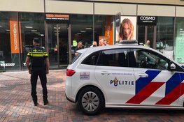 Winkel op Bijlmerplein overvallen