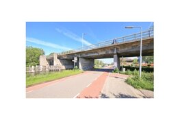 Nieuwe brug over de ringvaart bij Nieuwe Meer