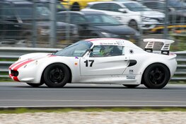 Theo Visser (15) succesvol in kart en auto: "Nog altijd veel plezier in de kart"