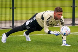 Ajax en Maarten Stekelenburg jaar met elkaar verder