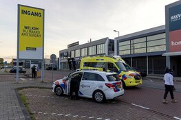 Gewonde bij incident aan de Van der Madeweg in Duivendrecht