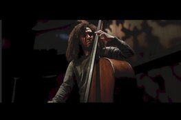 Bekend klassiek solobassist James Oesi in Hortus!