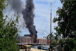 Grote brand in woning op Barcelonaplein