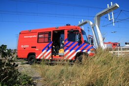 Boot gezonken na aanvaring met brug bij IJburg