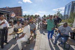 Eerste 380 nieuwe bewoners in nieuwe stadswijk Hondsrugpark bij station Bullewijk Amsterdam