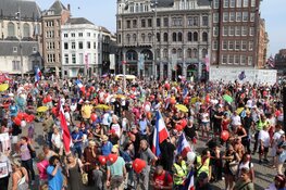Demonstratie tegen overheid op De Dam