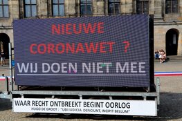 Demonstratie tegen overheid op De Dam