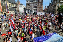 Demonstratie tegen overheid op De Dam
