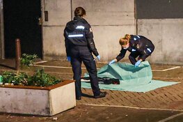 Zwaargewonde bij steekincident in binnenstad Amsterdam