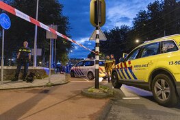 Man ernstig gewond na inslaan raam aan de Langswater in Amsterdam