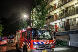 Woningbrand aan de Dekschuitstraat in Amsterdam-Noord