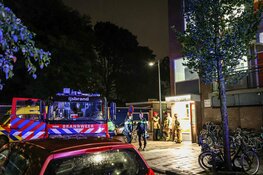 Woningbrand aan de Dekschuitstraat in Amsterdam-Noord