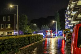 Woningbrand aan de Dekschuitstraat in Amsterdam-Noord