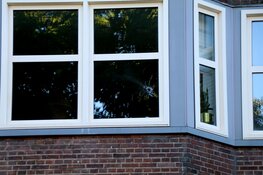 Woning beschoten aan de Admiralengracht in Amsterdam