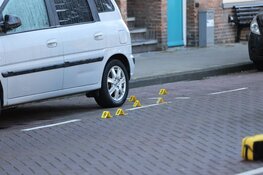 Woning beschoten aan de Admiralengracht in Amsterdam