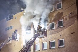 Persoon overleden bij brand in Amsterdam-Oost