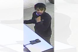 Gezocht - Man met dreadlocks verdacht van oplichting en pinnen met een gestolen bankpas