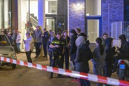 Woningen ontruimd na grote brand in horeca-gelegenheid in Amsterdam
