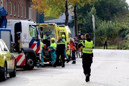 Dak ingestort van bedrijfspand Anthony Fokkerweg