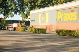 Brandmelding bij bouwmarkt in Amsterdam