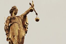 OM vervolgt twee juridisch adviseurs wegens poging afdreiging
