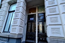 Pand van Russische miljardair aan Vossiusstraat gekraakt