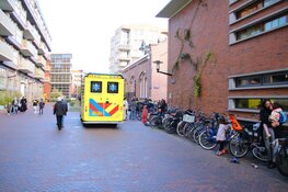 Brand in schoolgebouw in Amsterdam-Oost