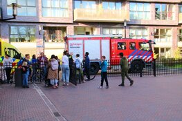 Brand in schoolgebouw in Amsterdam-Oost