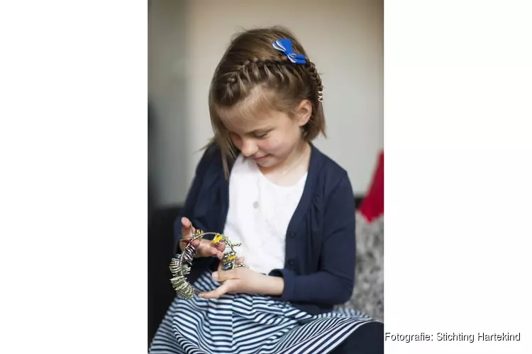 Speciale ring helpt hartekinderen bij verwerking