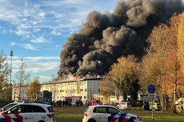 Zeer grote brand in Voetbalstraat Amsterdam