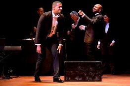 Succesvolle muzikale voorstelling: We Hadden Liefde, We Hadden Wapens terug in het theater