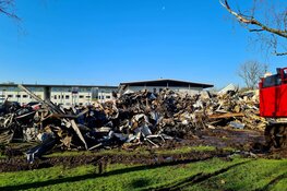 Halsema staat slachtoffers bij in de Riekerhaven