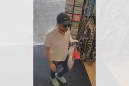 Gezocht: Wie neemt hier geld op met een gestolen bankpas op het Osdorpplein?