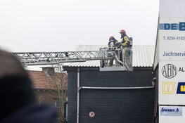 Grote brand in bedrijfspand aan de Nijverheidslaan in Weesp