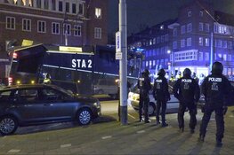 Honderden Marokkaanse fans vieren WK-winst. Mercatorplein inmiddels leeg na noodbevel