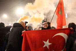 Fans Marokko vieren bereiken halve finale WK op Mercatorplein