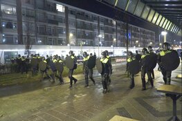 Rellen in Osdorp, vuurwerk gegooid naar politie