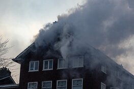 Pand in Amsterdam-Zuid ontruimd vanwege grote brand
